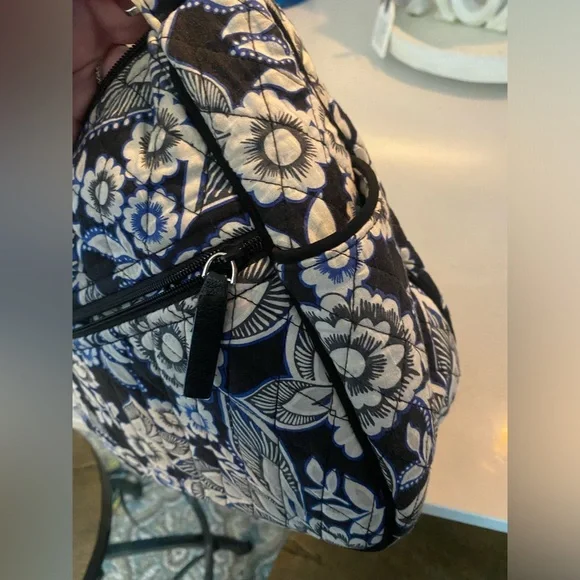 Vera Bradley Glenna Shoulder Bag / Tote Lotus Retired Pattern EUC - Picture 2 of 10